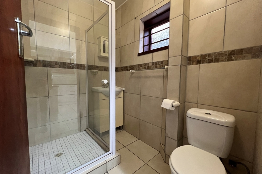To Let 1 Bedroom Property for Rent in Flamingo Vlei Western Cape